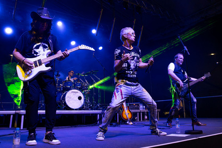 Crush-Tribute to Bon Jovi (15)